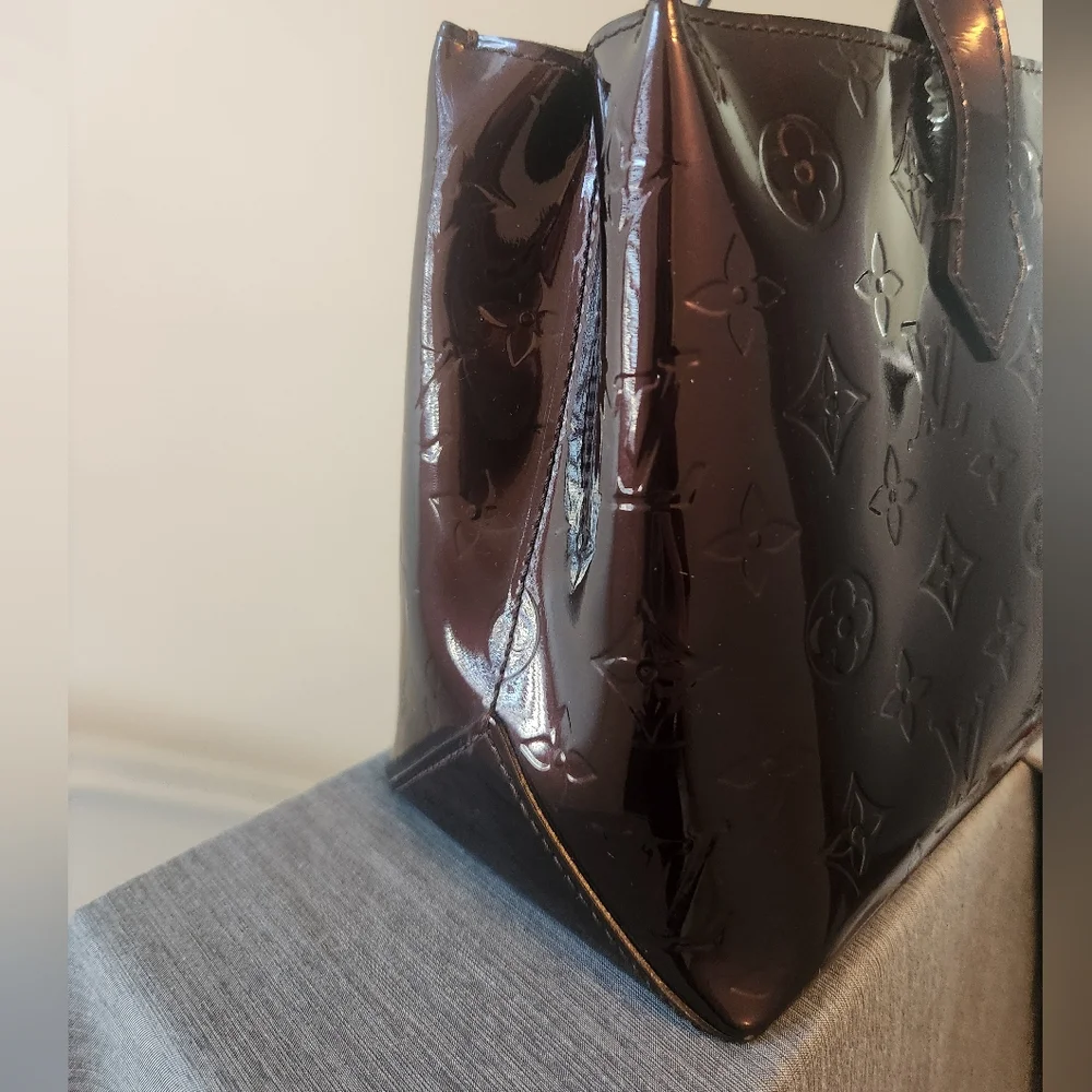 Louis Vuitton Amarante Monogram Vernis Wilshire PM Handbag